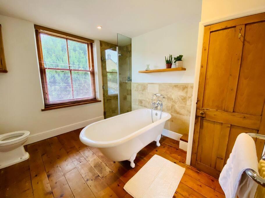Cotswold Home Over 4 Floors - Perfect For Families Friends Contractors Chipping Norton Exterior foto